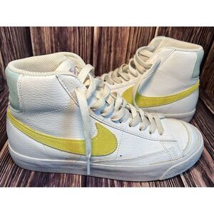 Nike Blazer Mid '77 Women's Size 6Y White Yellow Blue Shoes Sneakers DH4112-100